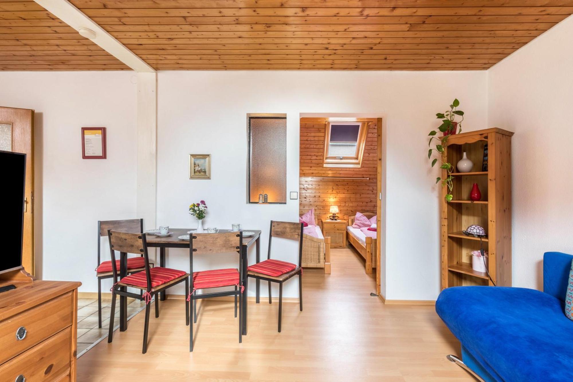 Ferienwohnung Sila Weinstadt Exterior foto